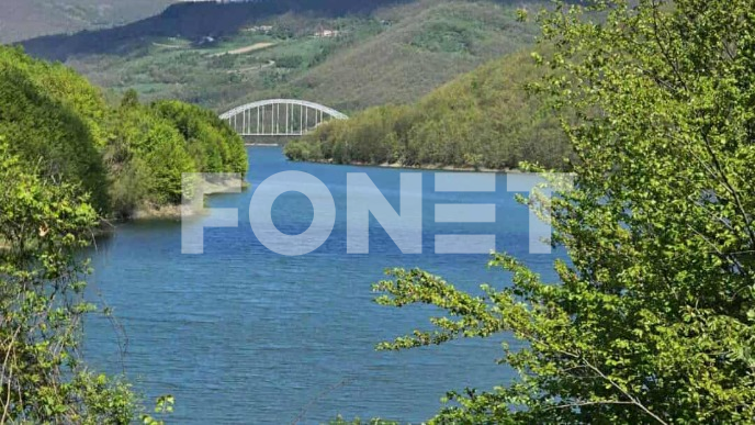 Uzdržanost na reakcije iz EU